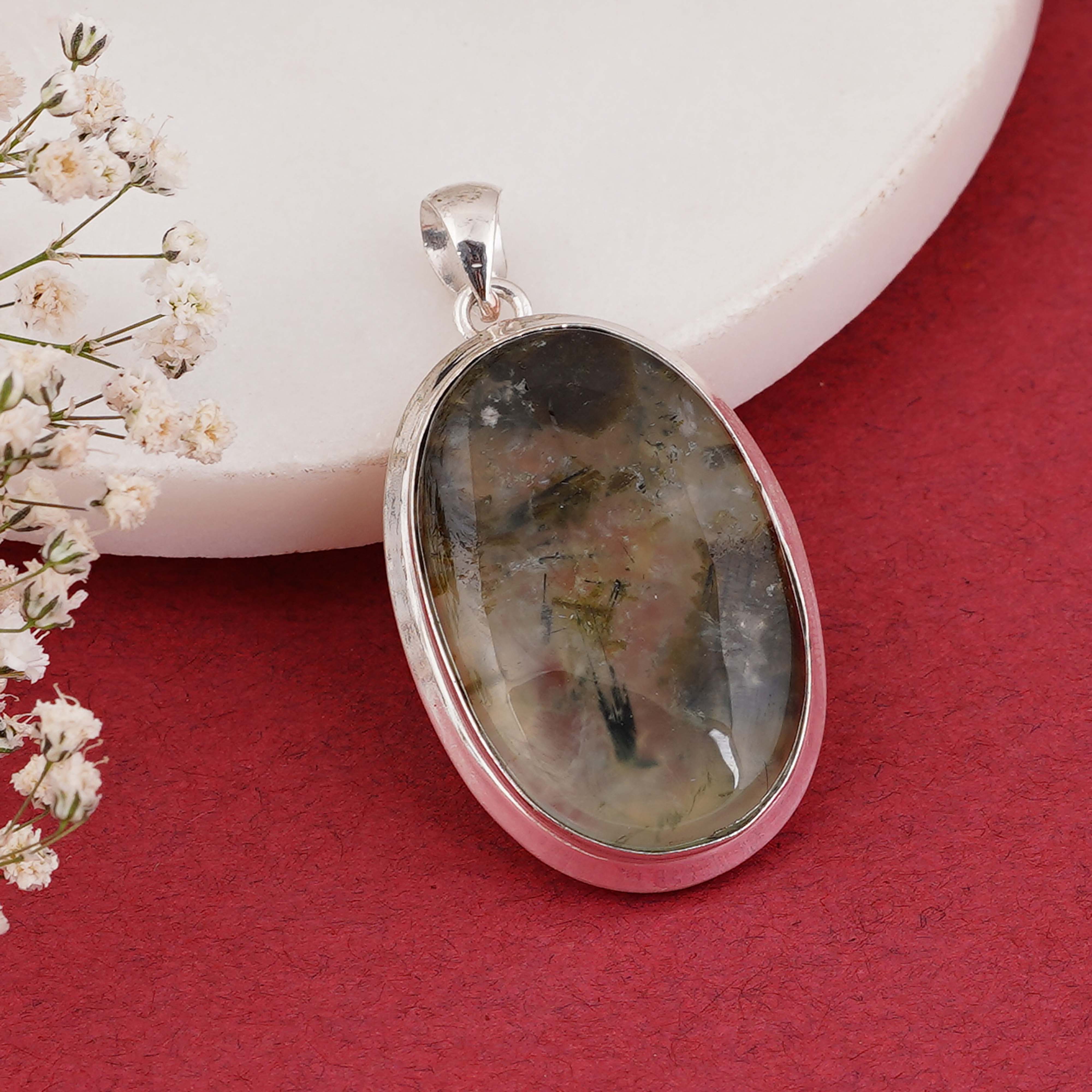 Elegant Silver Pendant with Moss Agate Gemstone – Natural Beauty