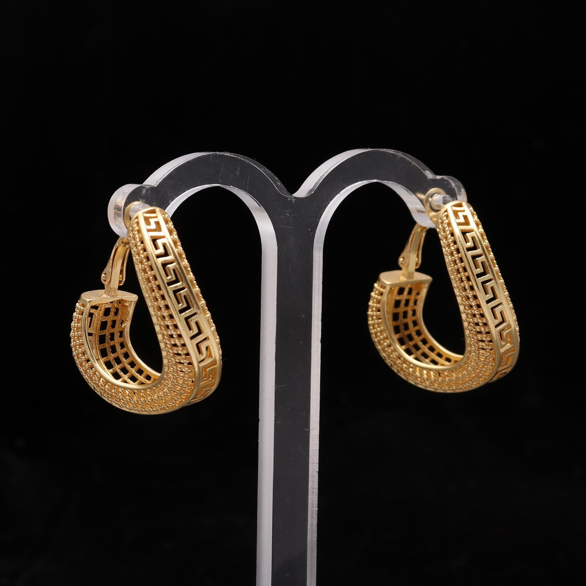 925 Sterling Silver/gold Hoop Earrings for Women  Classic Oval Diamond-Cut Textured Medium Hoop Earring