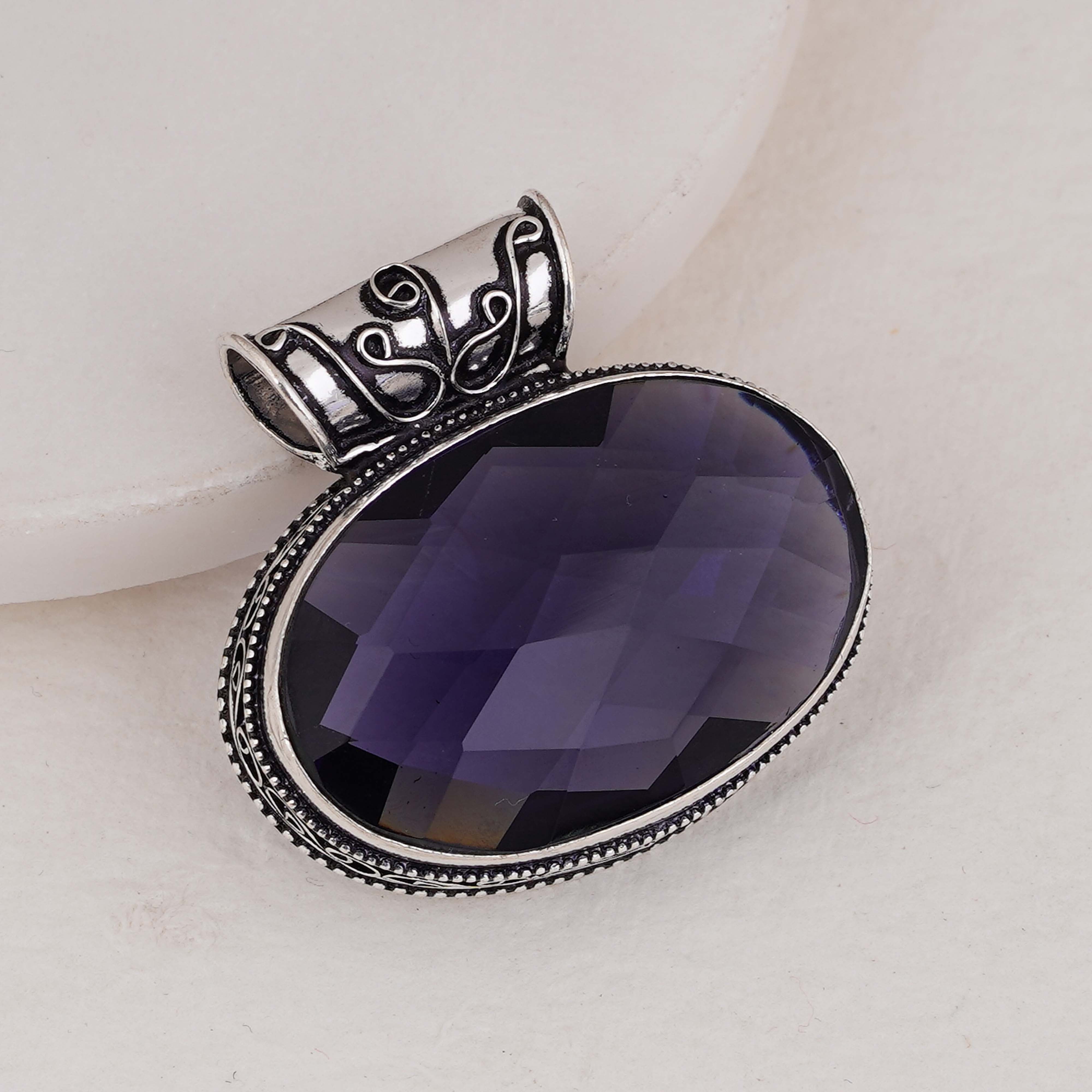 Vintage Amethyst Pendant in Sterling Silver – Handcrafted Gemstone Jewelry