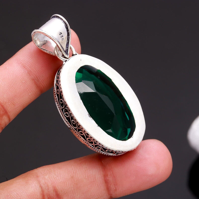 Chrome Diopside Gemstone Handmade 925 Sterling Silver Jewelry Oval Cut Pendant