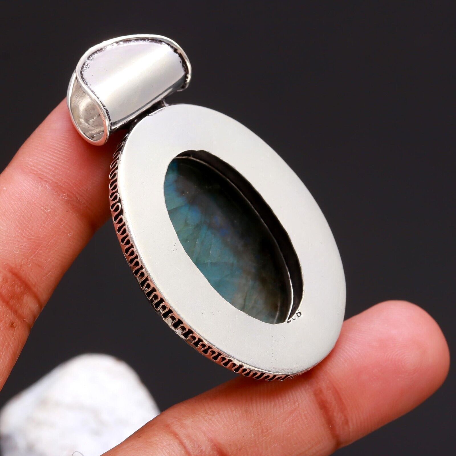 Natural Labradorite  Gemstone Handmade 925 Sterling Silver Jewelry Oval Pendant