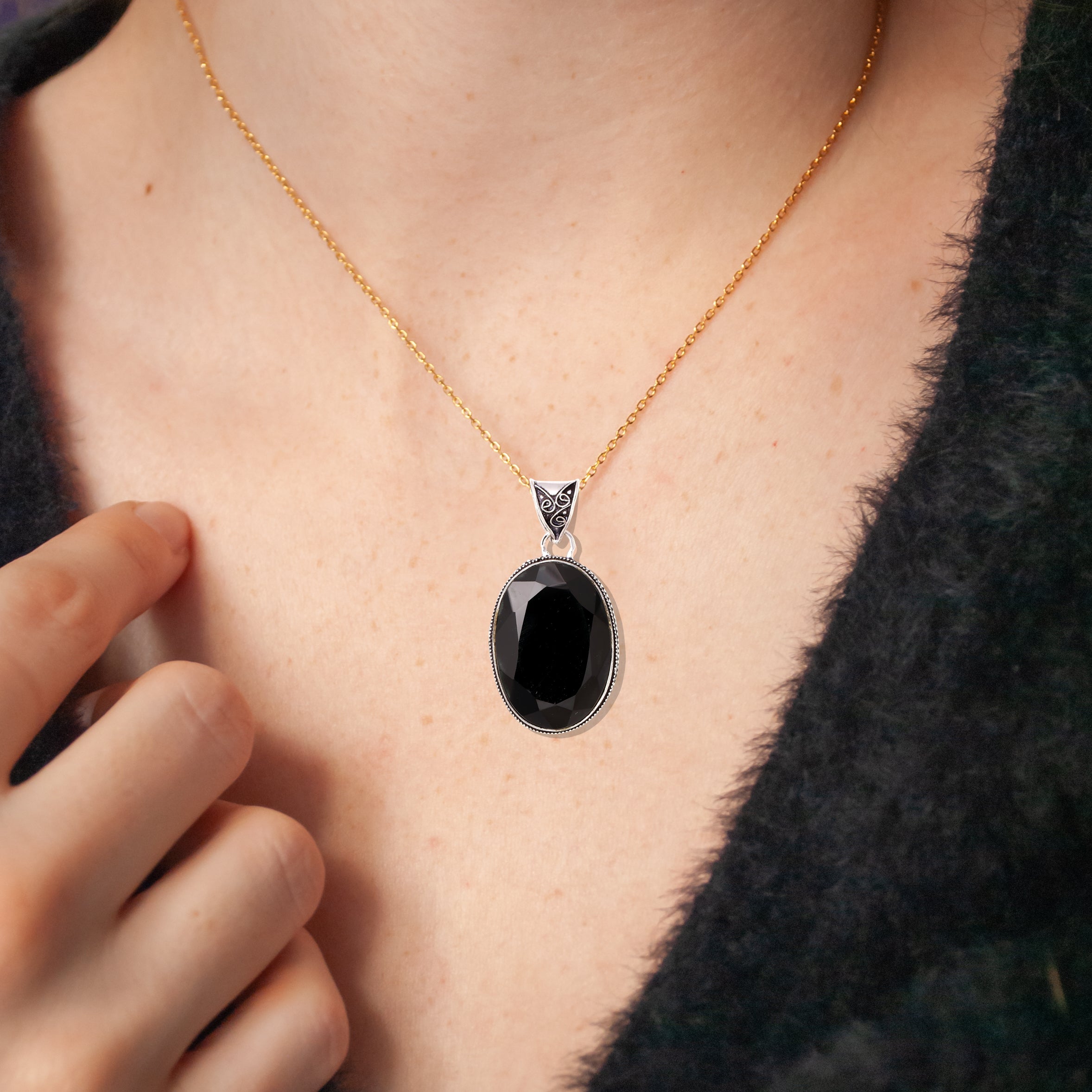 Onyx Black  Gemstone Handmade 925 Sterling Silver Jewelry Oval Cut Pendant