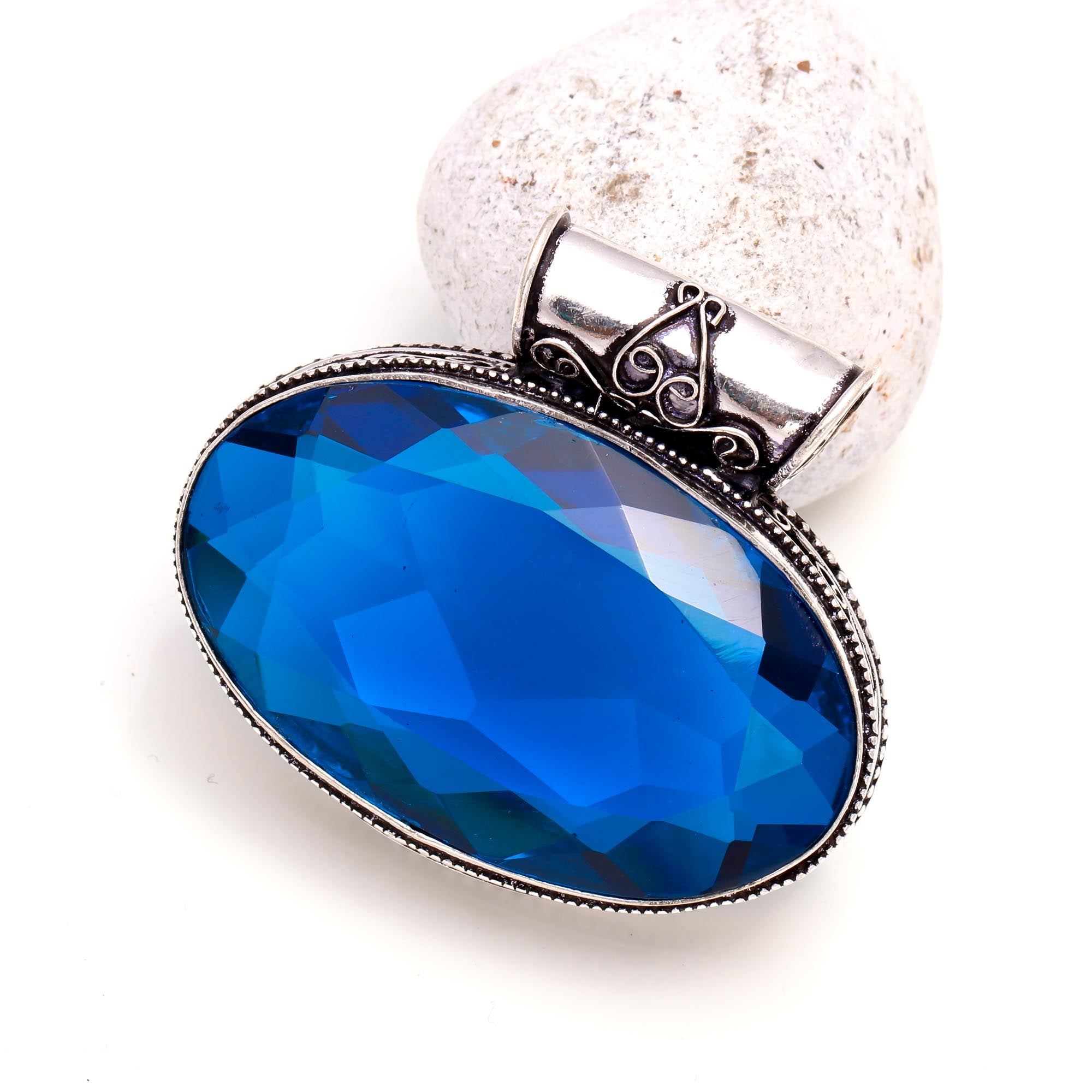 Blue Tanzanite Gemstone Handmade 925 Sterling Silver Oval Cut Jewelry Pendant