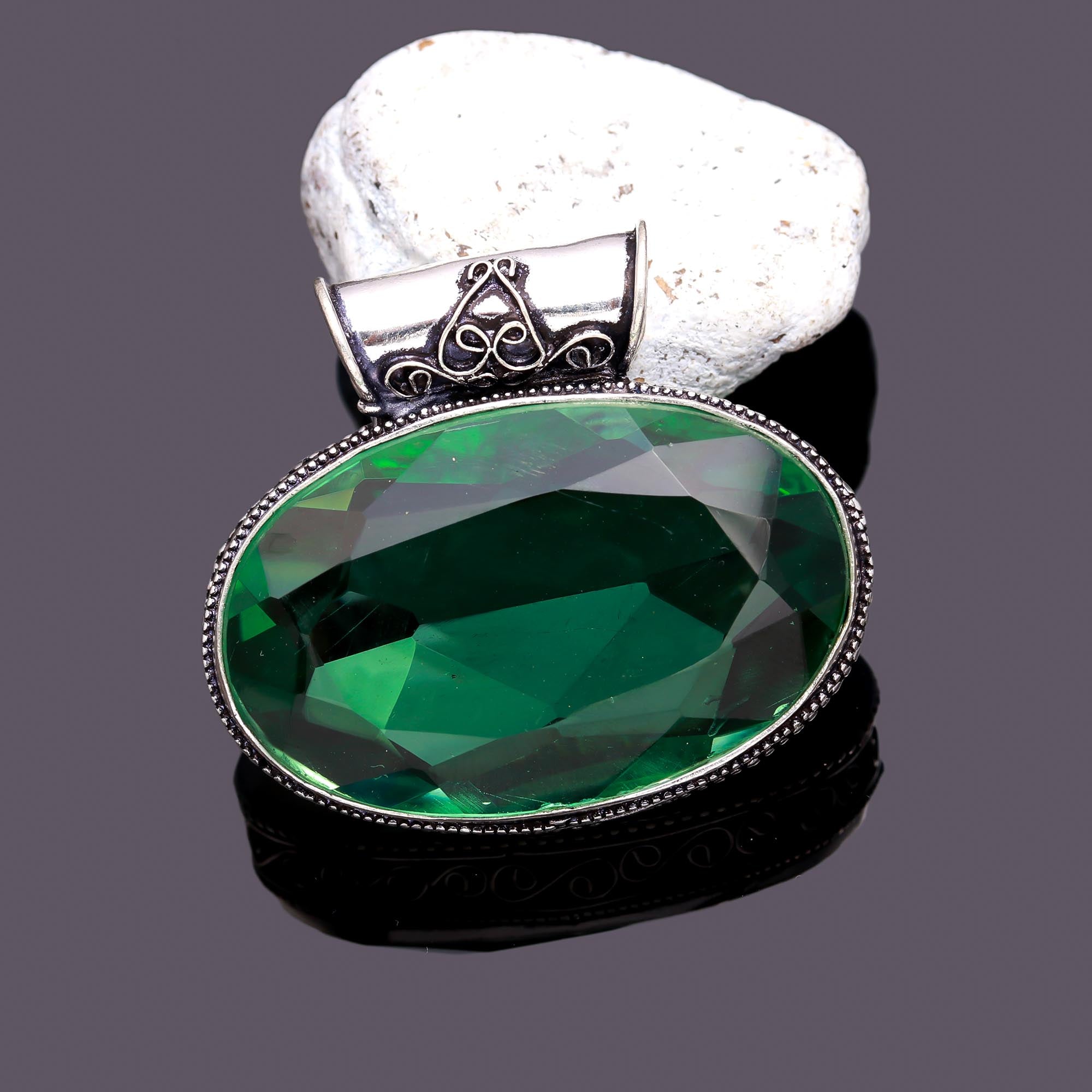 Chrome Diopside Gemstone Handmade 925 Sterling Silver Oval Cut Jewelry Pendant