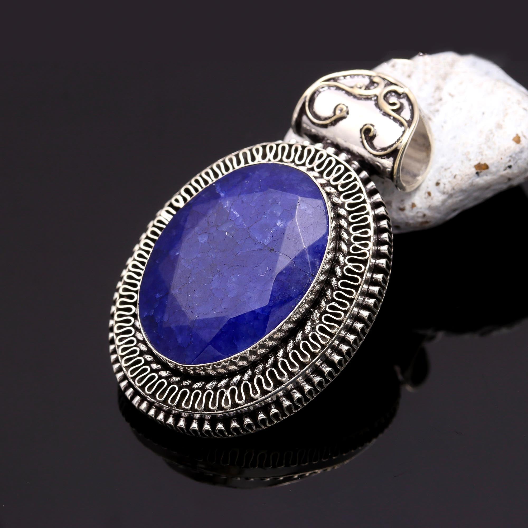 BLUE SAPPHIRE Gemstone Handmade 925 Sterling Silver Oval Cut Jewelry Pendant