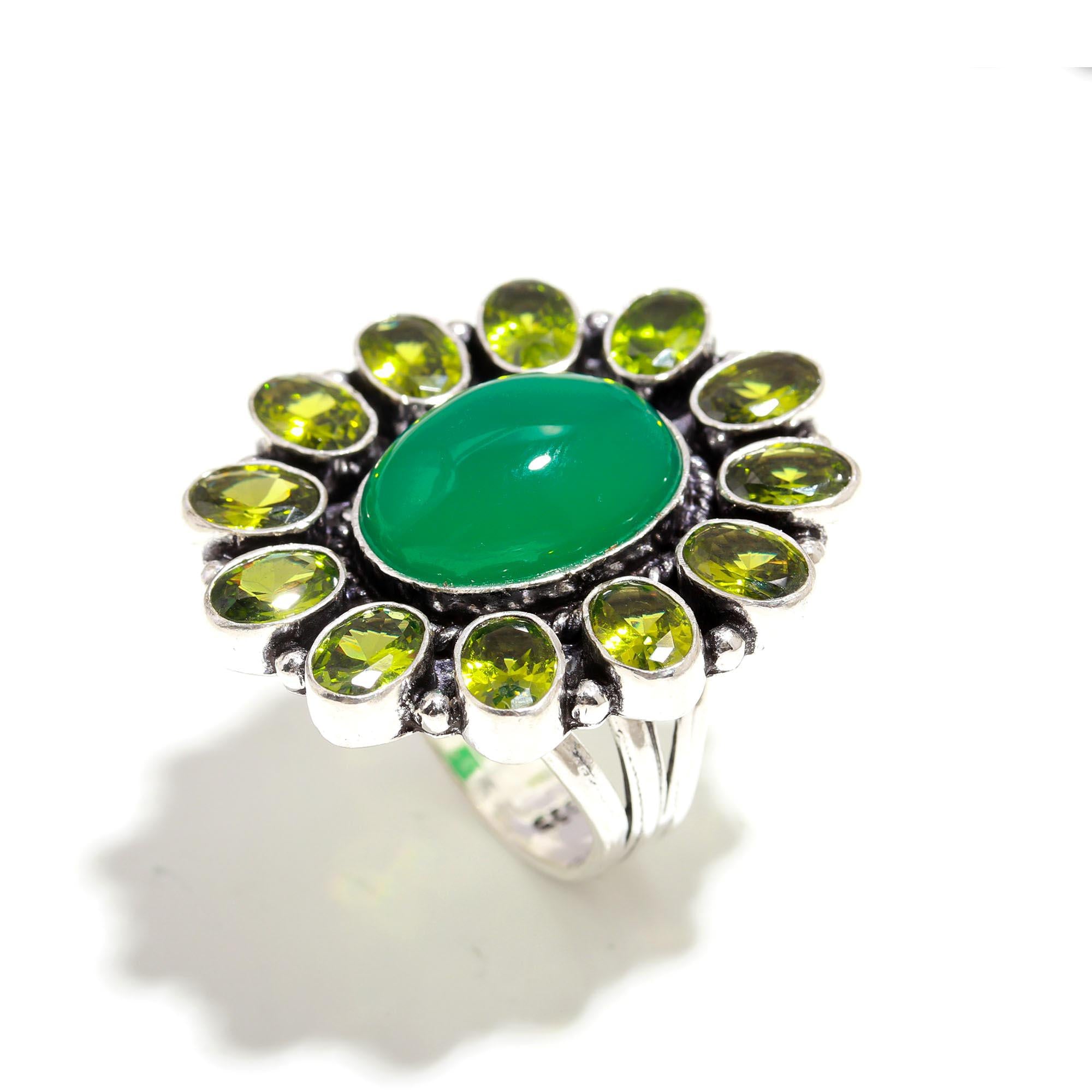 Vintage Silver Ring with Green Chalcedony and Peridot Gemstones